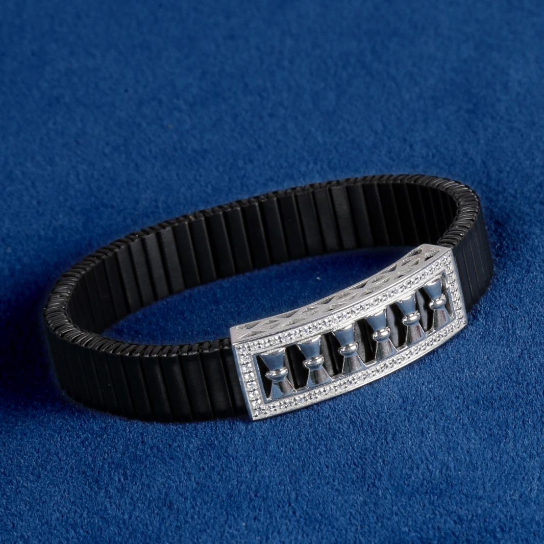 Black Ribbed Bracelet with Silver-Tone Bar & Geometric Detail